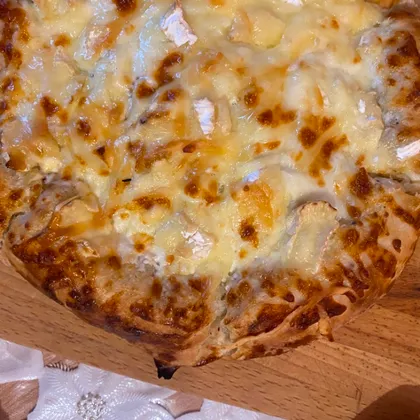 Пышная пицца 4 сыра