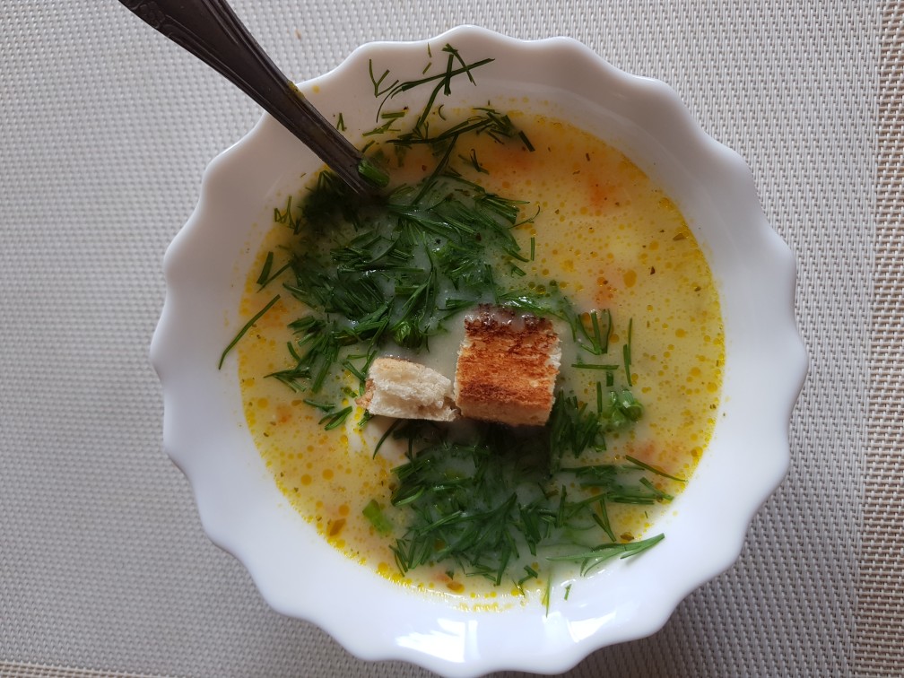 Сырный суп с красной фасолью