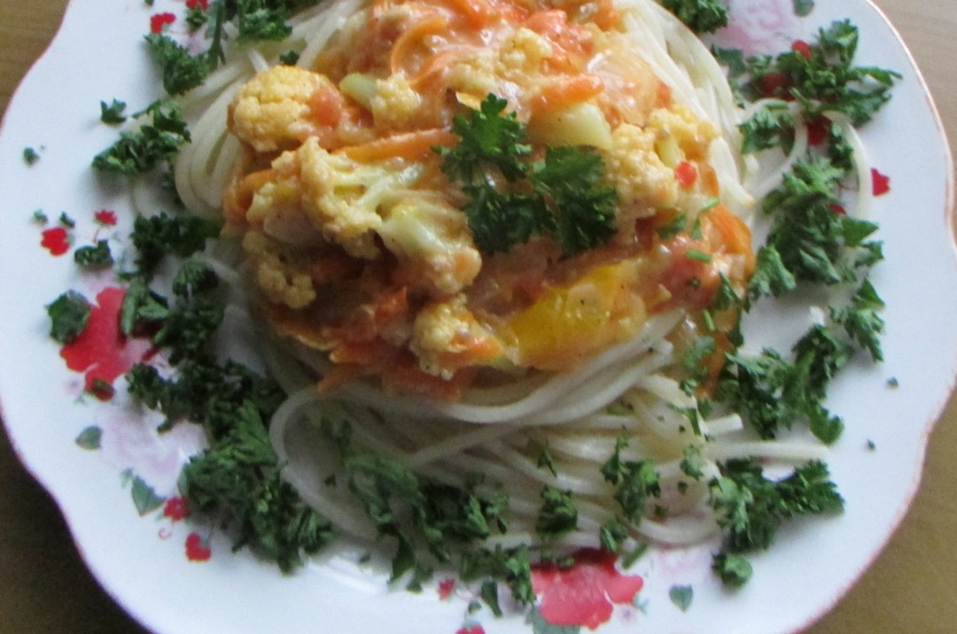 Спагетти с овощами в сливочном соусе - рецепт пасты