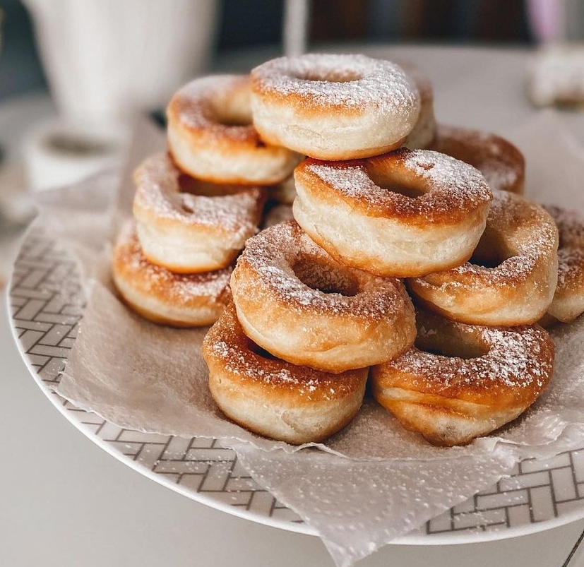 Пончики в духовке — 4 легких пошаговых рецепта вкусных пончиков без фритюра