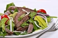 Мясной салат