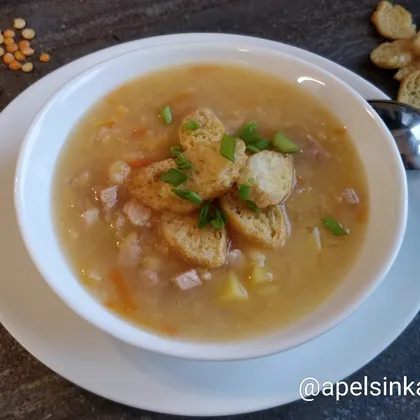 Гороховый суп с курицей и сухариками. #кулинарныймарафон