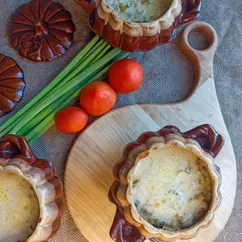 Жюльен в горшочках с грибами и курицей 😋