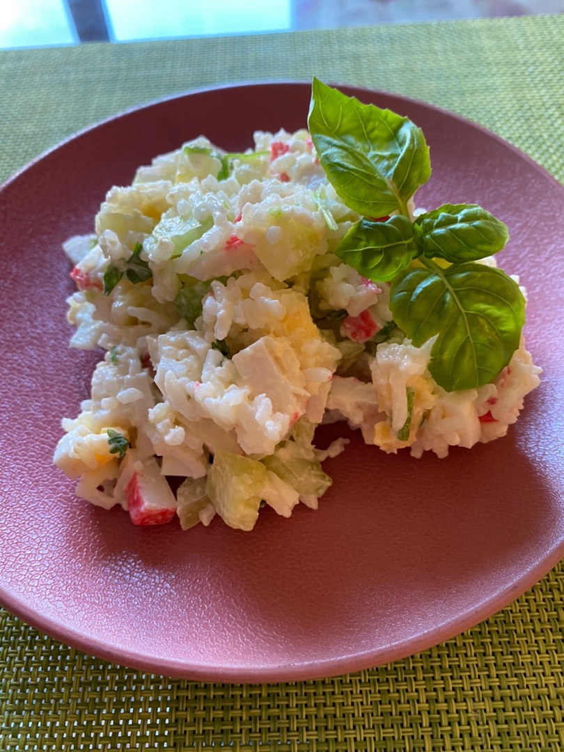 Салат с крабовыми палочками и рисом - 21 рецепт самых вкусных и простых с фото пошагово