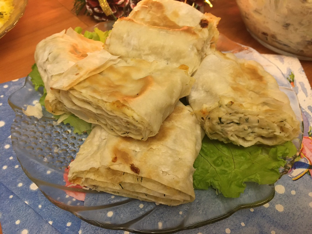 Запечённый рулет из лаваша с куриным филе и грибами 🥖