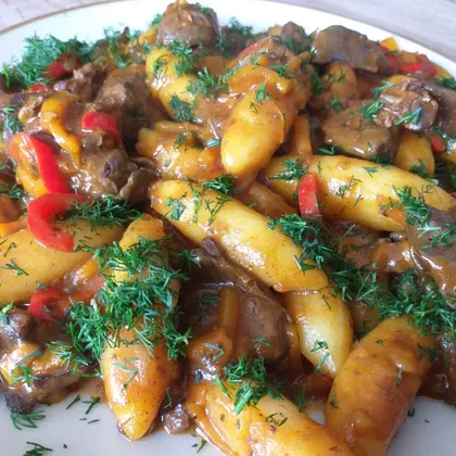 Куриная печень с галушками