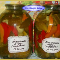 Огурцы переростки