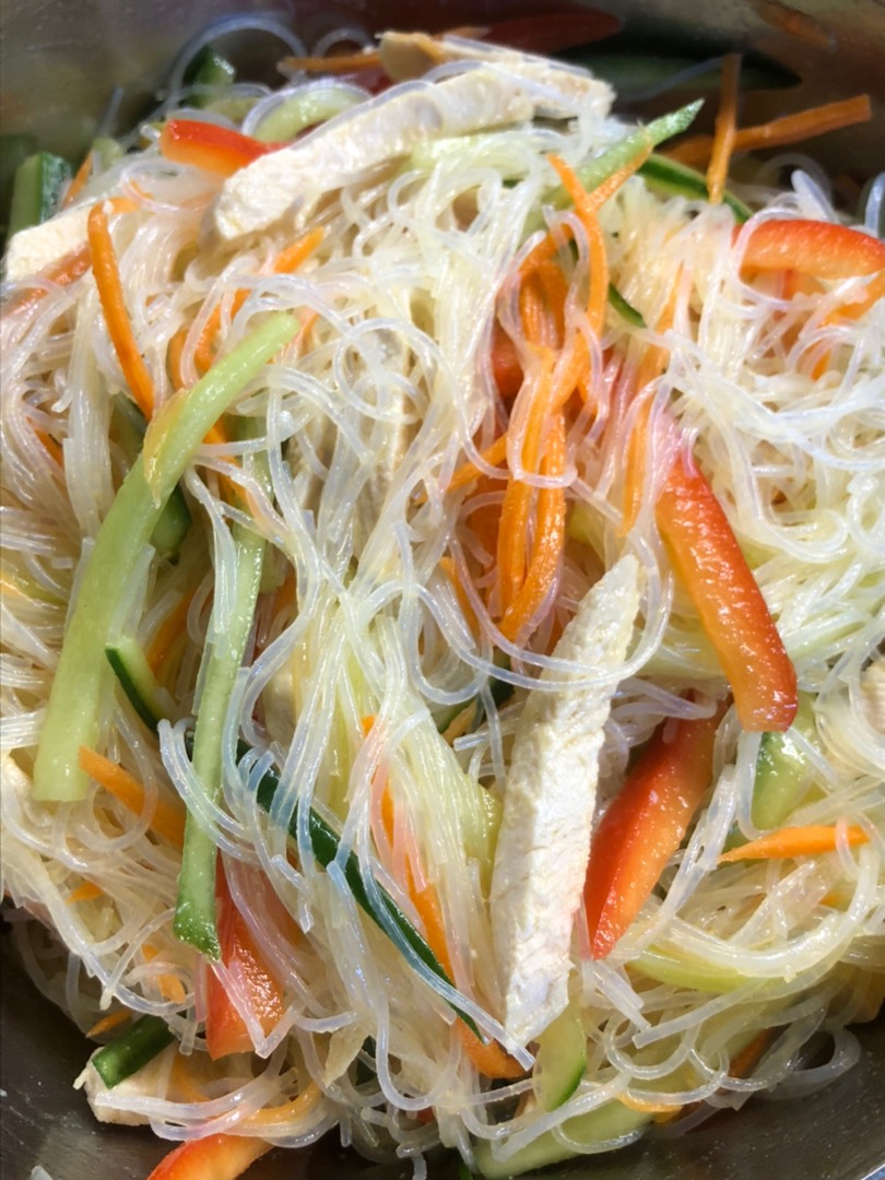 Фунчоза с куриной грудкой