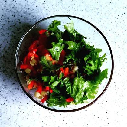 Овощной салат с горохом