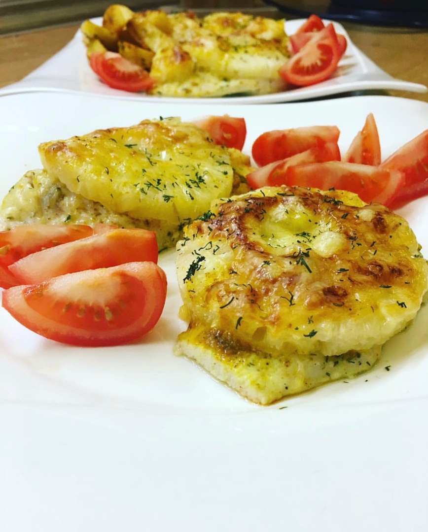 Курица с ананасом