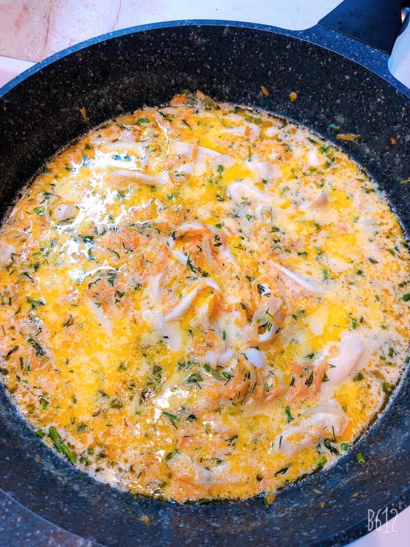 Аппетитные кальмары в чесночном соусе: рецепт с фото