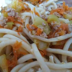 Макароны с кабачком и фаршем