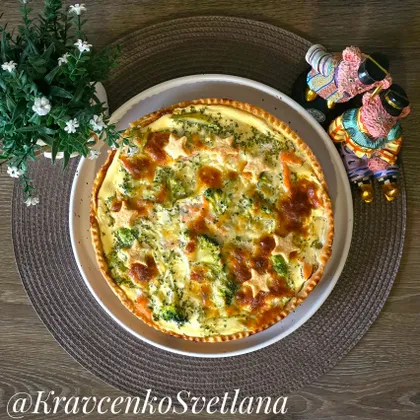 Киш с брокколи и рыбой на новогодний стол