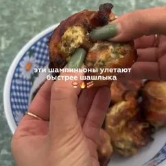 Шампиньоны с сыром и чесноком