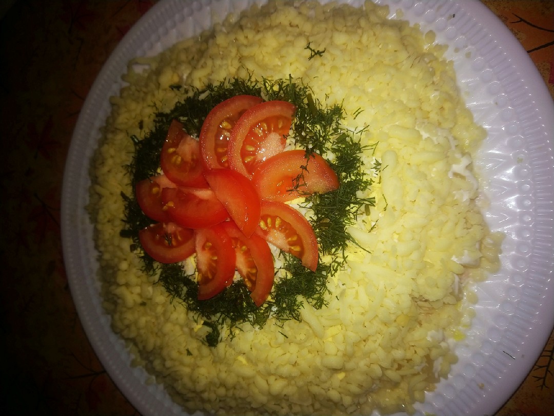 Салатик праздничный с курицей и ананасом