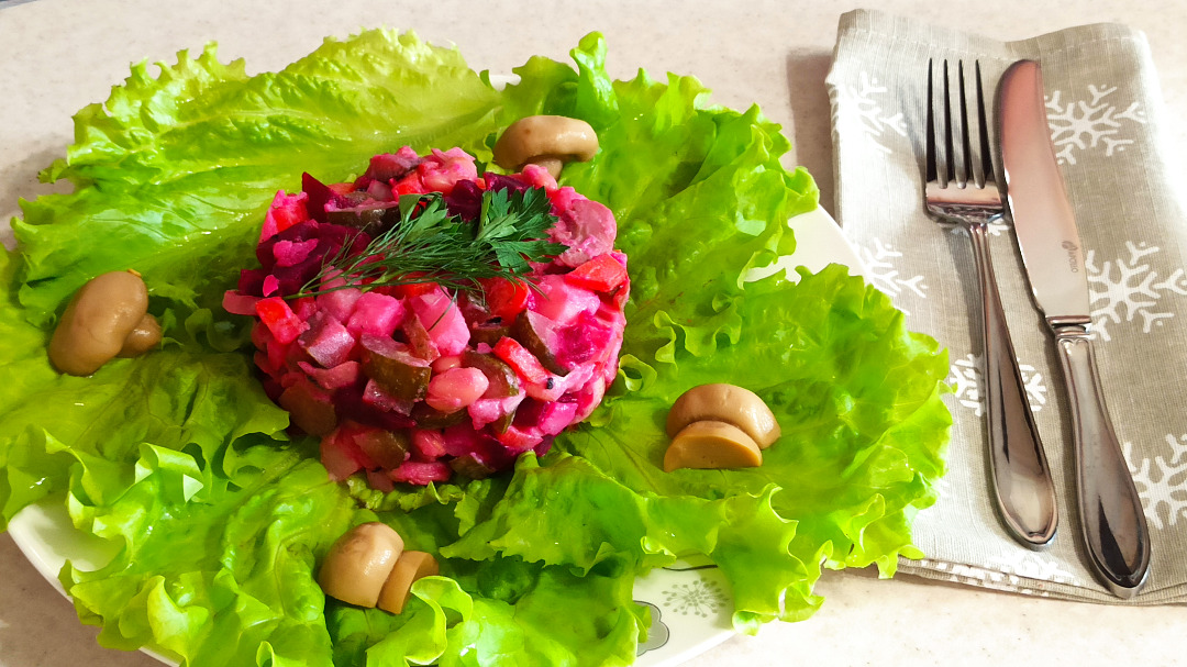 Салат из фасоли, грибов и зелени, пошаговый рецепт на ккал, фото, ингредиенты - Елена (Helen)