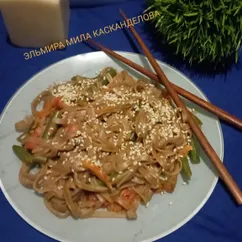 Гречневая лапша "Соба" с овощами 