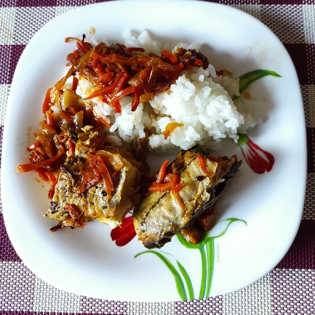 Минтай с овощами в духовке - Пошаговый рецепт с фото. Вторые блюда. Блюда с рыбой и морепродуктами