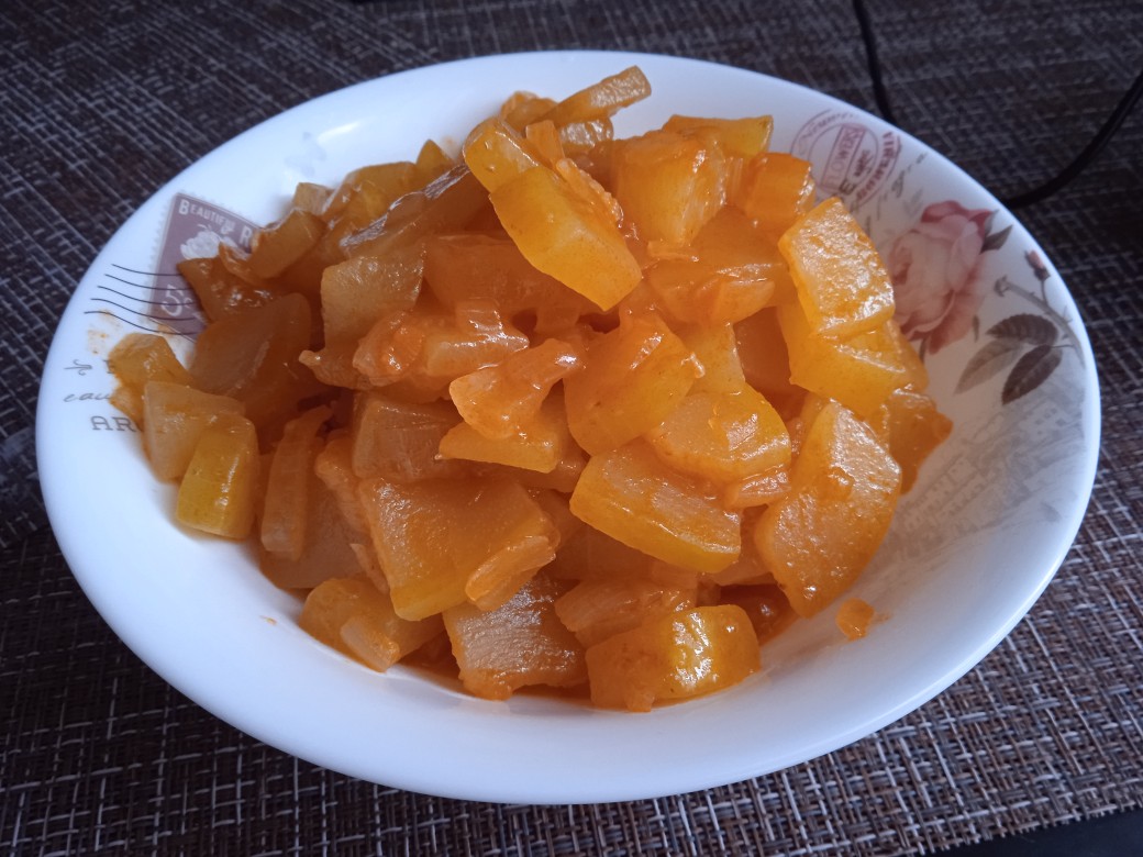Кабачки с кетчупом, луком и чесноком 🤤
