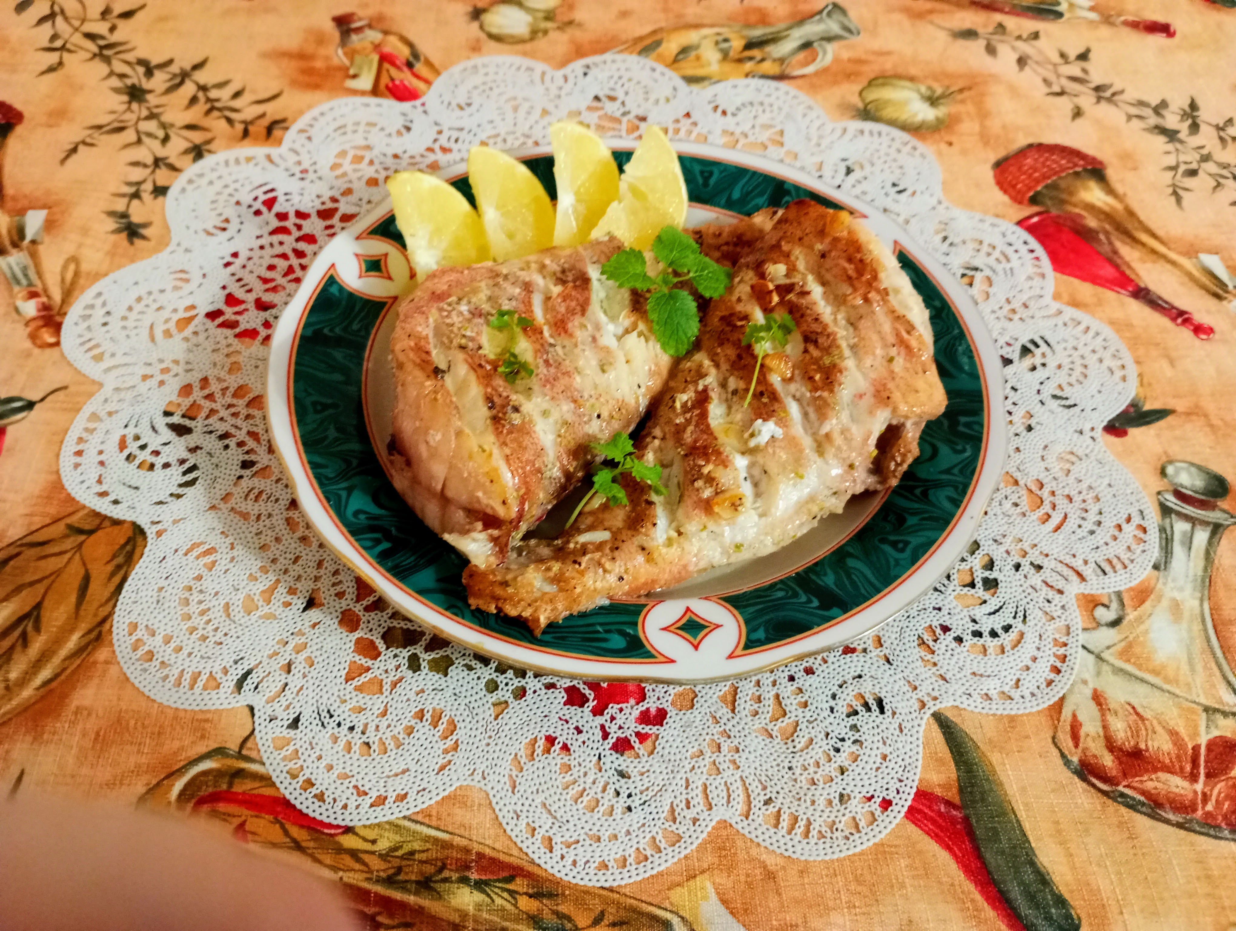 Жареный морской окунь