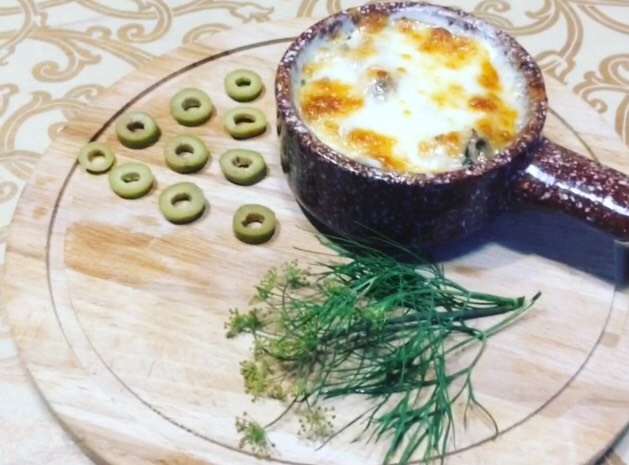 Жульен с курицей и грибами