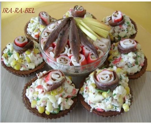 Салат с анчоусом