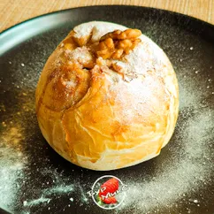 Яблоки в тесте