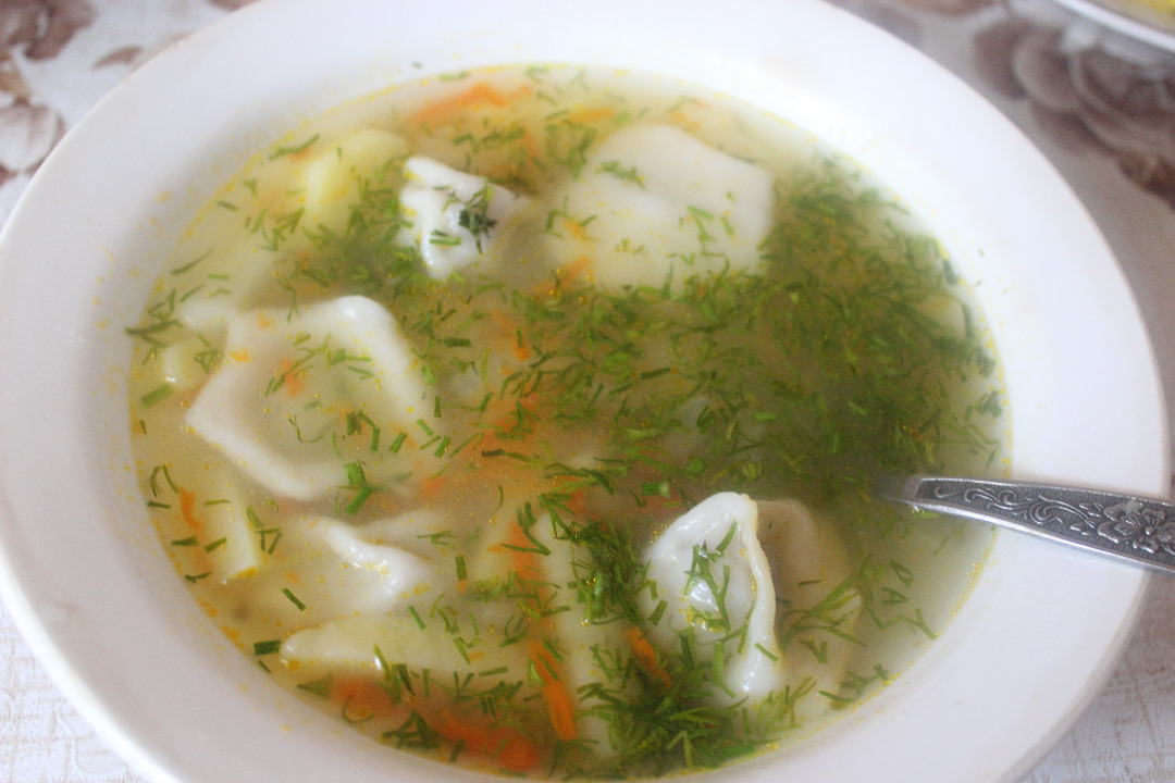 Суп с пельменями по-узбекски