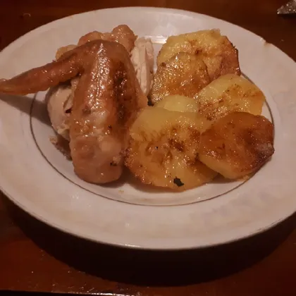 Курица с картошкой, запеченная в духовке