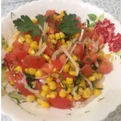 Салат из помидор с кукурузой 🍅🌽