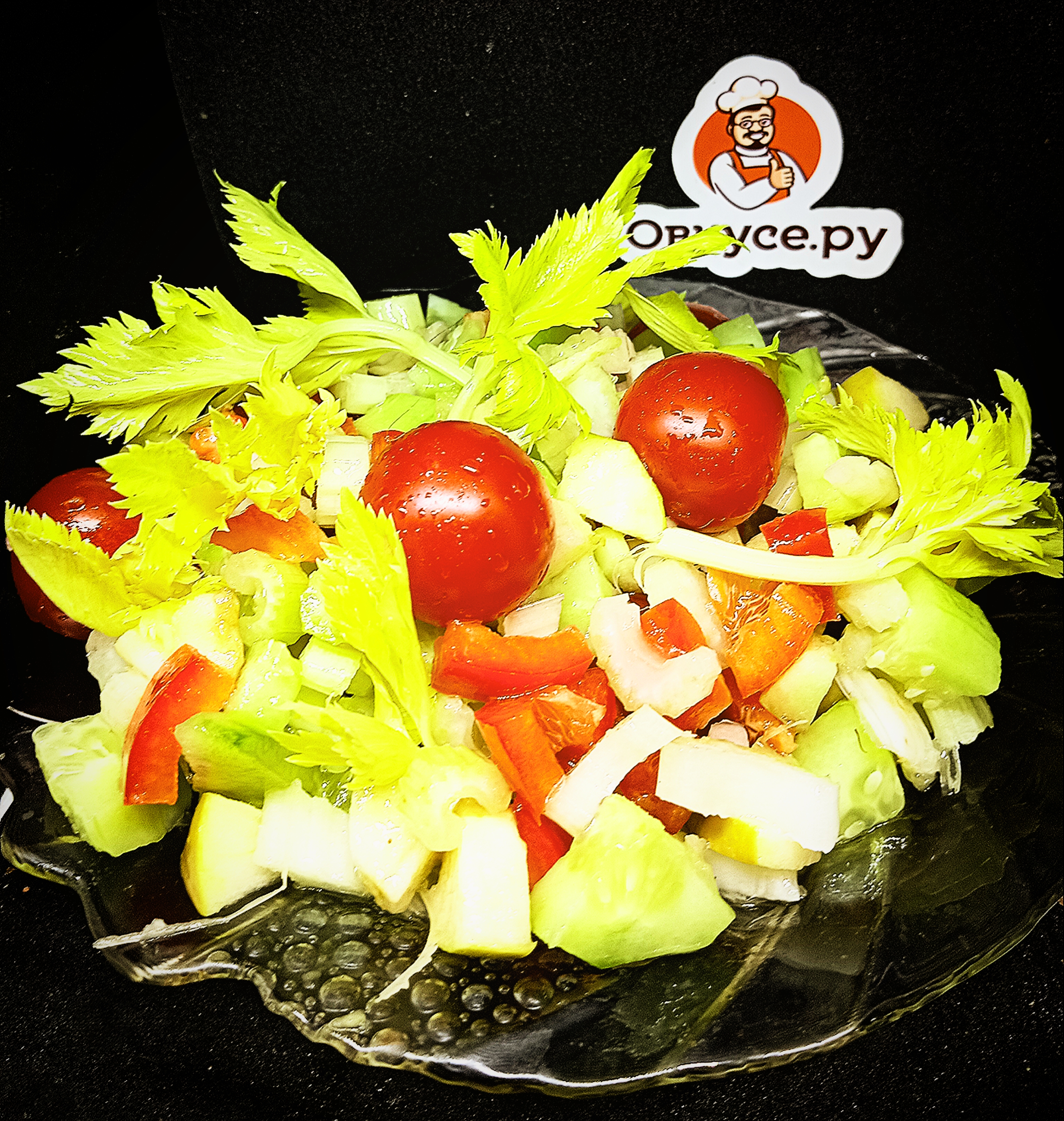 Салат с сельдереем