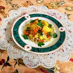 Картофель с тушенкой в мультиварке
