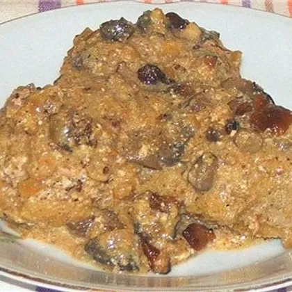 Мынкарика с луком и грибами