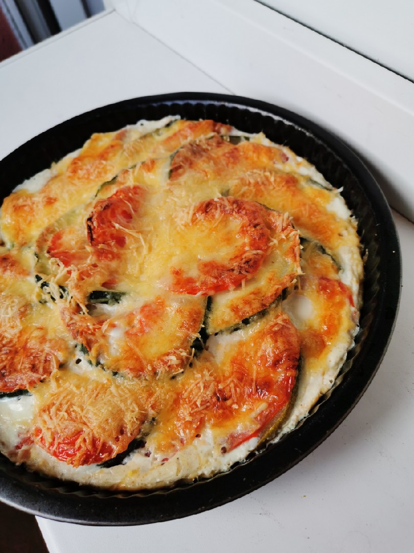 Кабачки с чесноком, яйцом, помидорами и сыром в духовке простой рецепт пошаговый