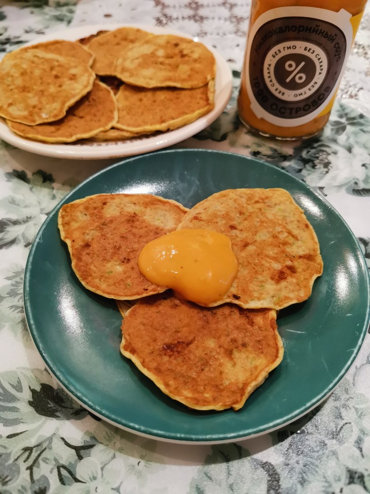 Кабачковые оладьи с сыром