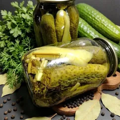 Маринованные огурцы по семейному рецепту 