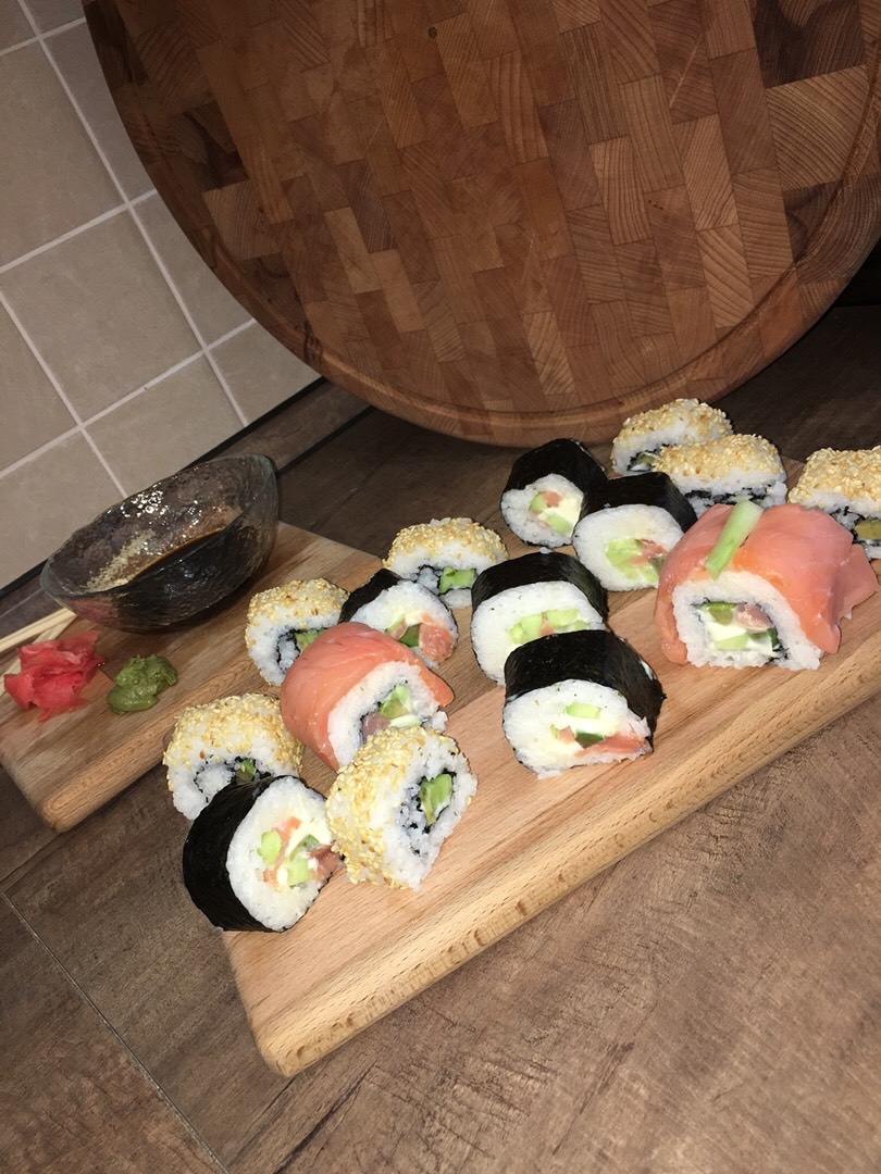 Роллы/Суши 🍣🍱