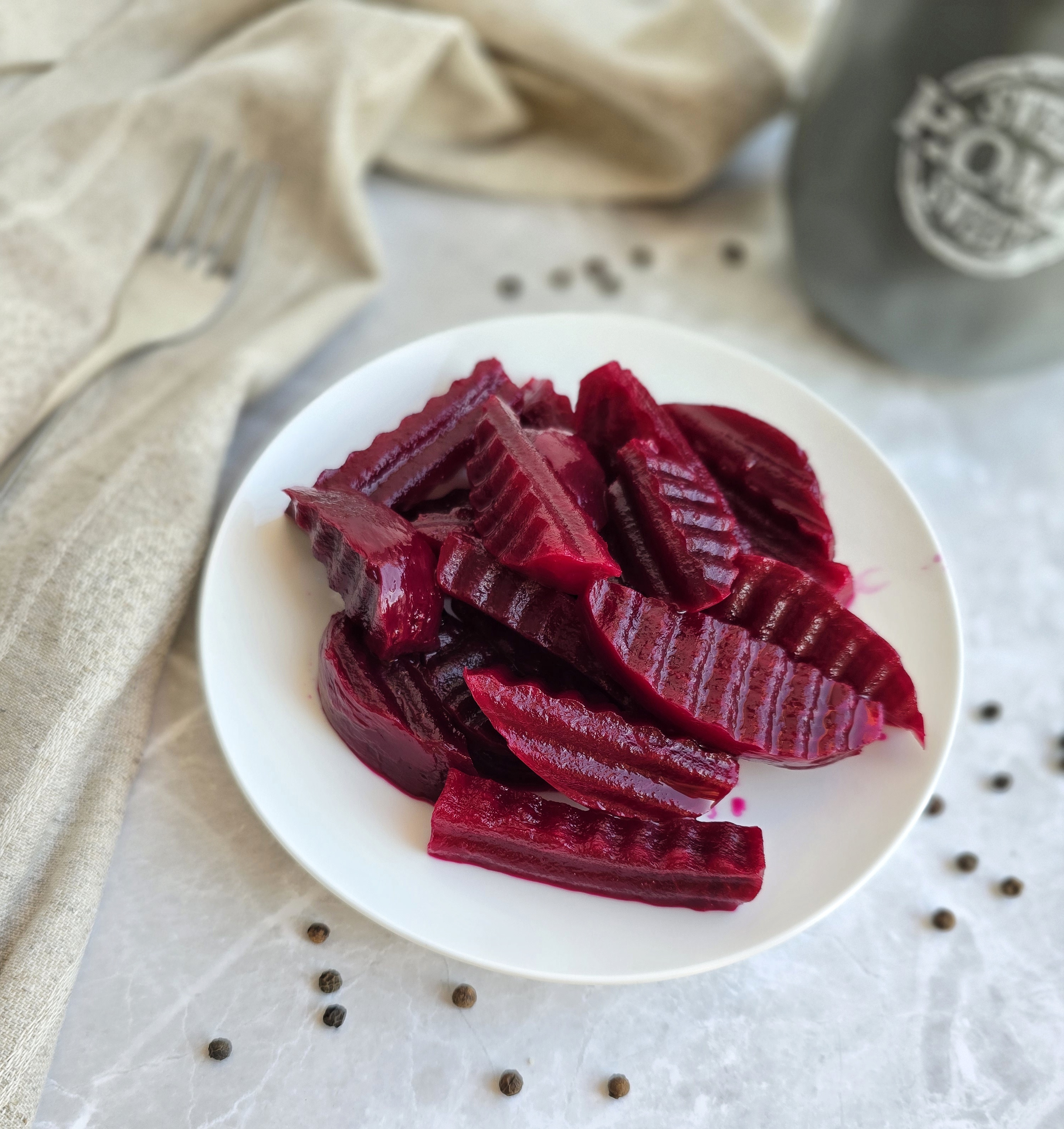 Салат из маринованной свёклы