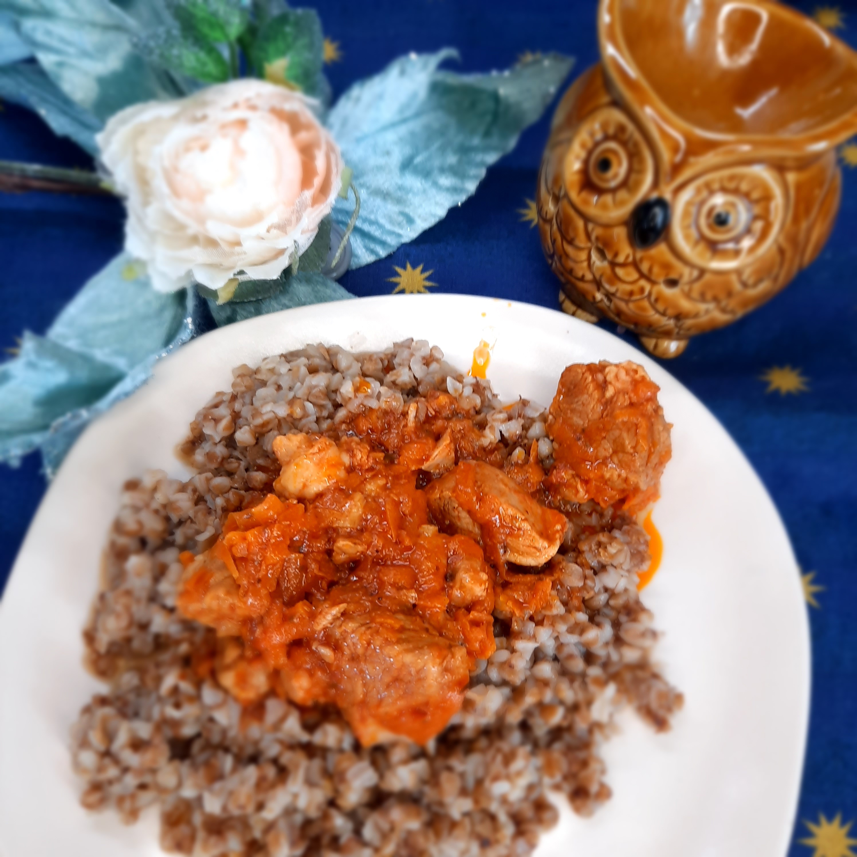 Гуляш из свинины в мультиварке