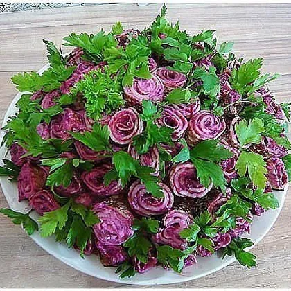 Салат «Букет роз»🌷🌷🌷🌷