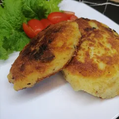 Картофельные зразы с грибами и луком