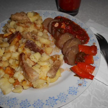Жаренная картошка с мясом к Новогоднему столу