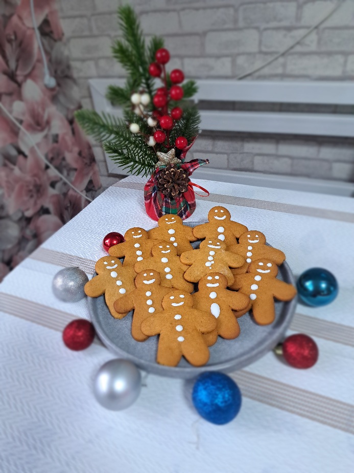 Имбирное печенье с медом и корицей