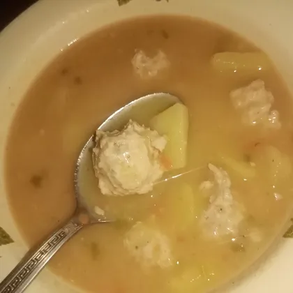 Гороховый суп с фрикадельками