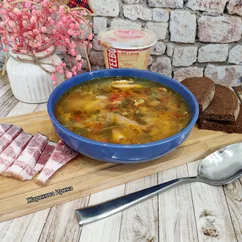 Щи со свежей капустой и щавелем 