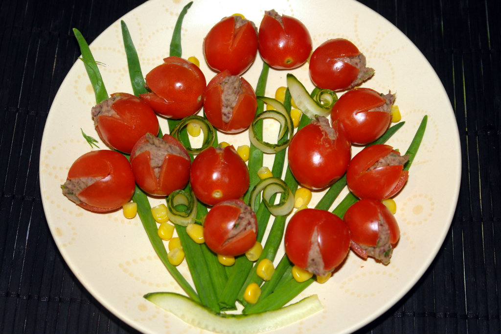 Закуска праздничная "Весенний букет"