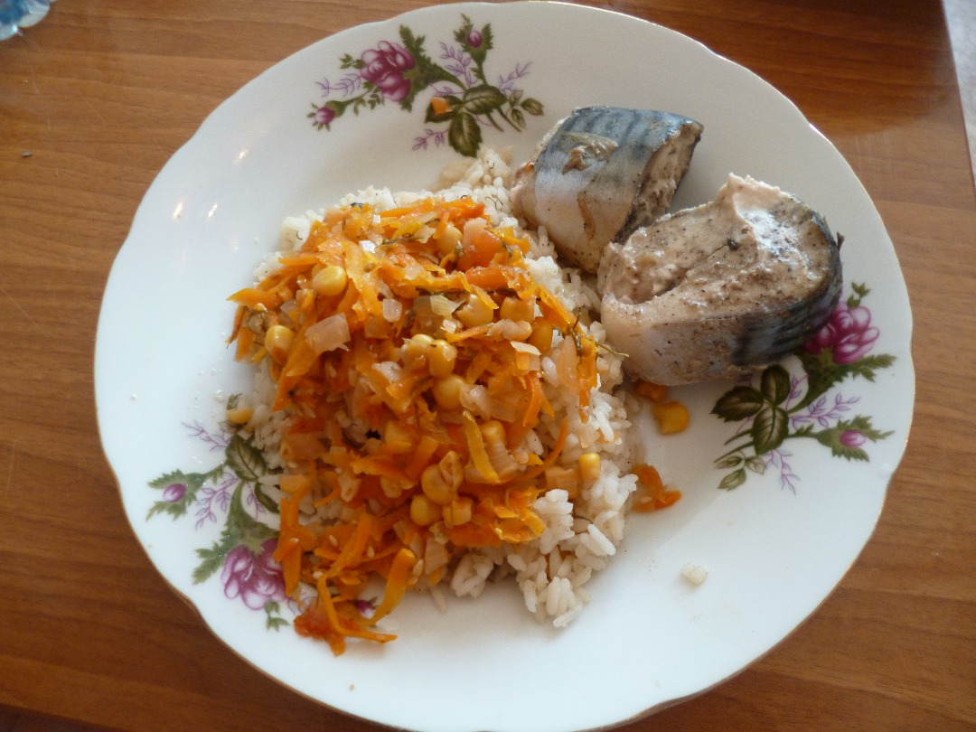 Скумбрия, запечённая с рисом — рецепты | Дзен