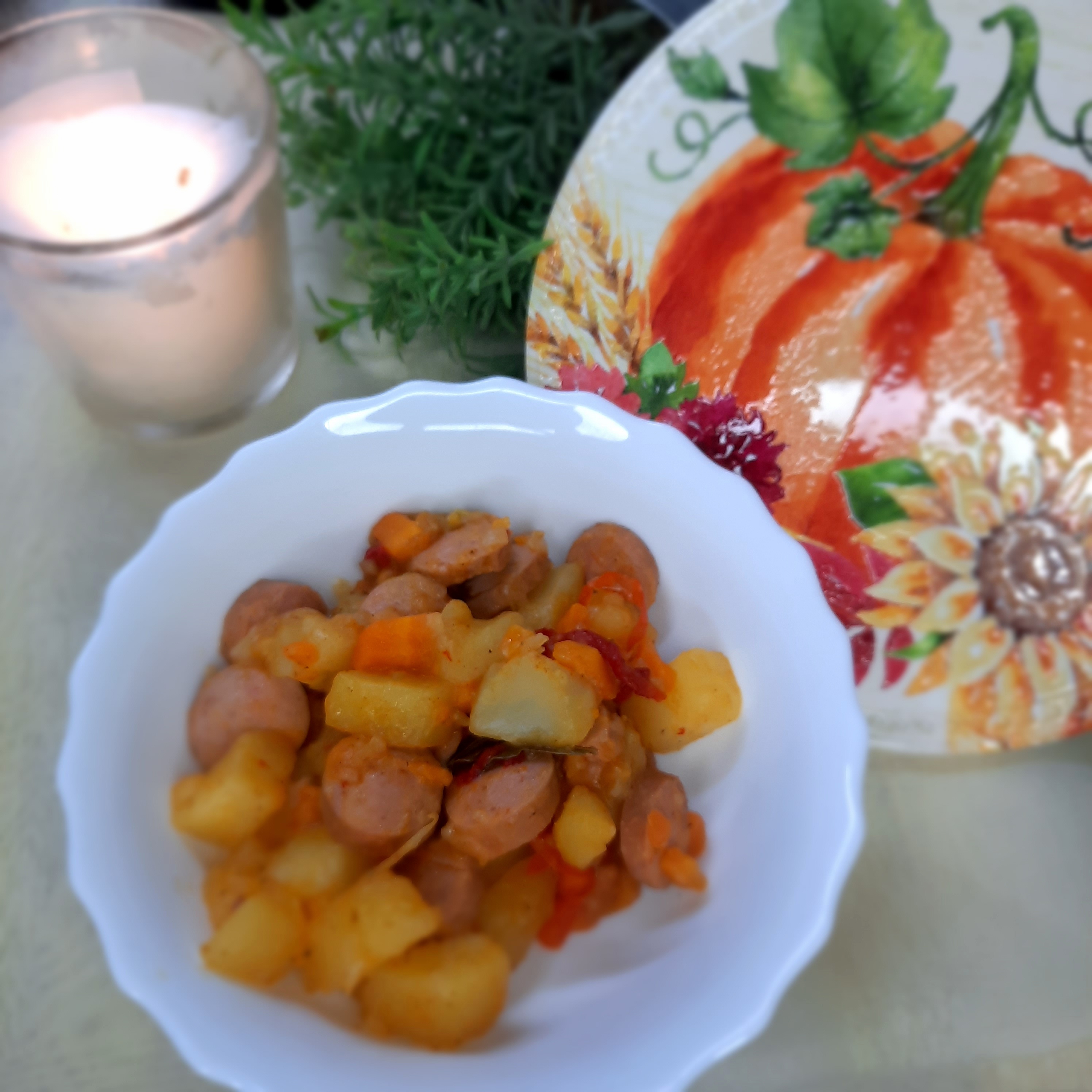 Тушеная картошка с сосисками