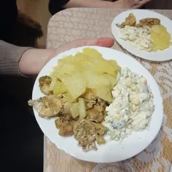 Картошка и мясо в мультиварке