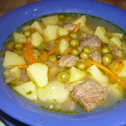 Суп с консервированным зелёным горошком